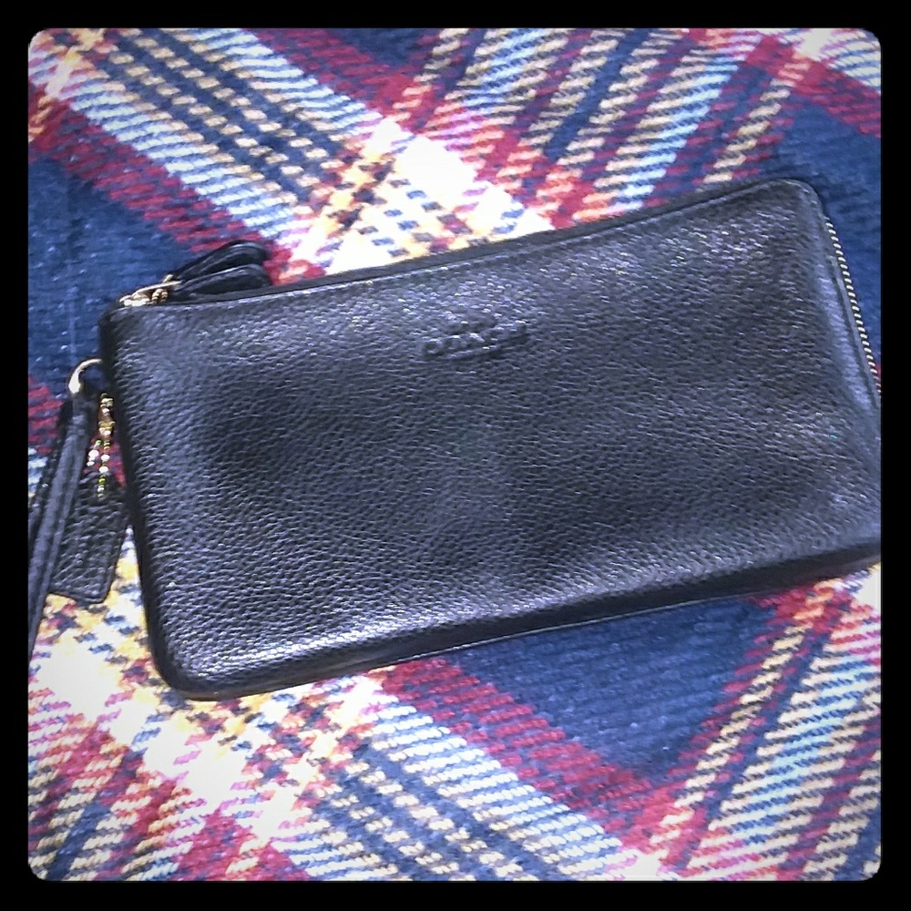 COACH WALLET WRISTLET